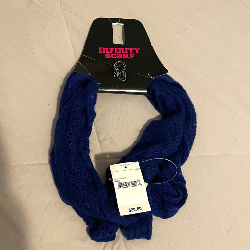 Scarves Bundle - Picture 3 of 4